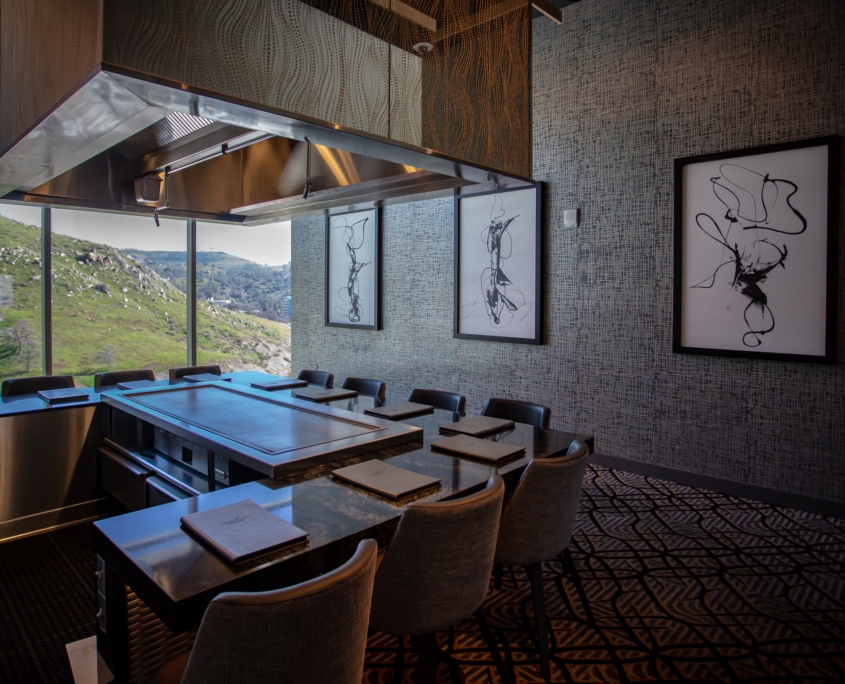 Sukai Teppanyaki Table Mountain Casino Slots, Table Games