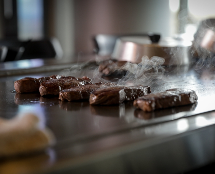 Sukai Teppanyaki Table Mountain Casino Slots, Table Games